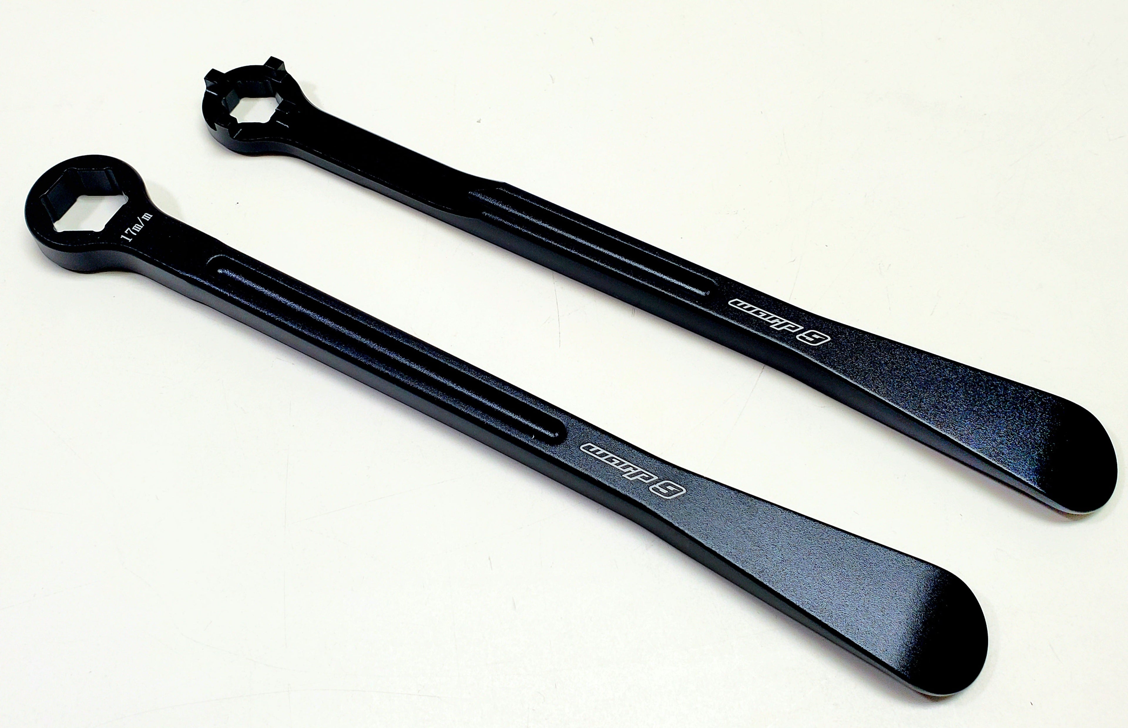 Warp9Racing Surron tire levers set, durable tools for easy tire removal and installation on Surron electric bikes.